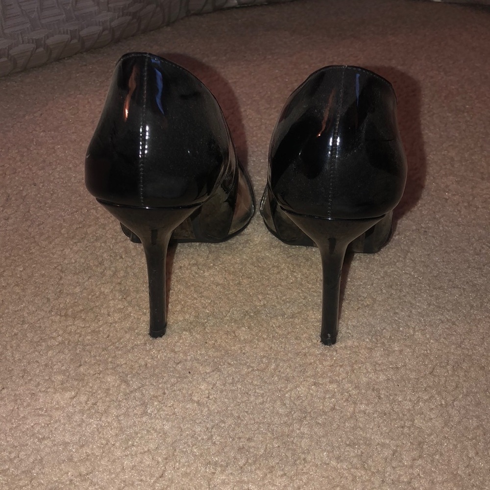 Heels - Picture 3 of 3